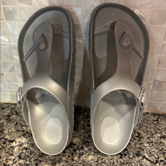 BIRKENSTOCK ESSENTIALS UNISEX GIZEH EVA SANDALS, 36 R EU, Silver Gray , 6.5-7 WM - Picture 1 of 6